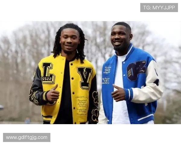 凯夫伦曝料:哥哥被误认队友,自封 “真图拉姆”(1)