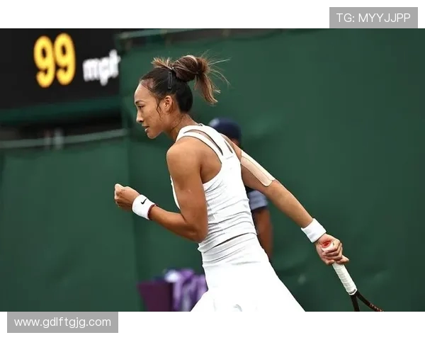 郑钦文排名跌至第六 温网签表出炉：首轮挑战草地克星(1)